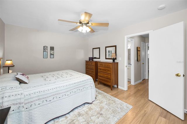 5227 81ST LANE N 22, St Petersburg, FL 33709