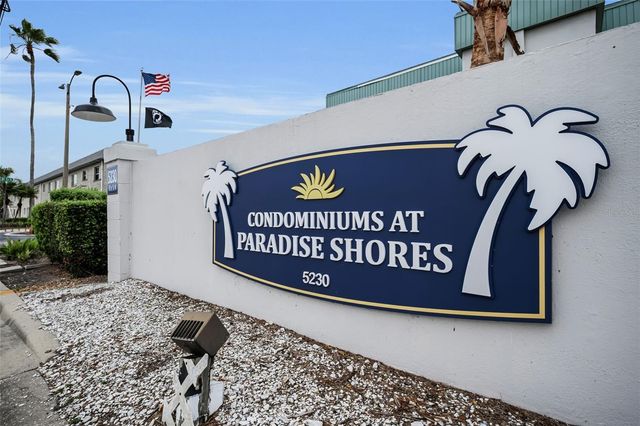 5227 81ST LANE N 22, St Petersburg, FL 33709