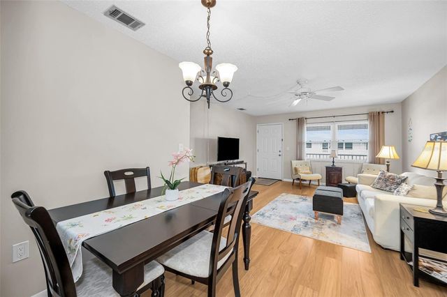 5227 81ST LANE N 22, St Petersburg, FL 33709