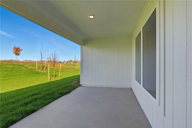 20225 W 194th Terrace, Spring Hill, KS 66083