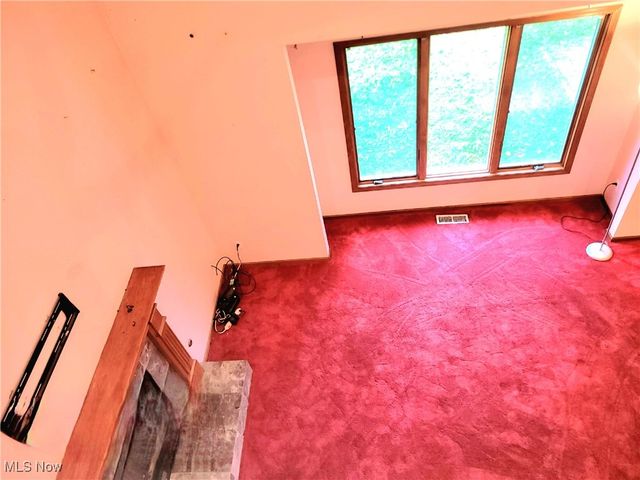 2736 Green Road, Shaker Heights, OH 44122