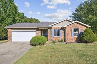 613 Jaime Lynn Court, Edwardsville, IL 62025