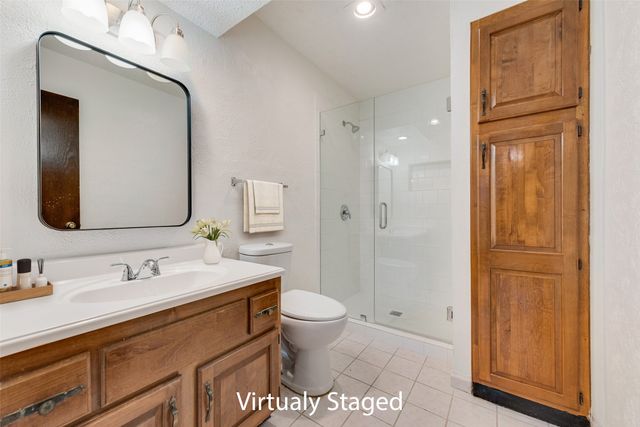 10906 Listi Drive, Dallas, TX 75238