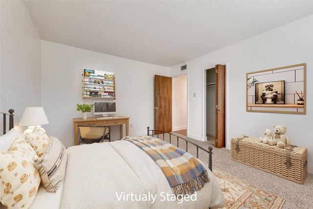 10906 Listi Drive, Dallas, TX 75238