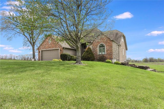 7306 Golden Belt Road, Odessa, MO 64076