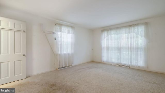 1810 HEMLOCK CIR, Abington, PA 19001