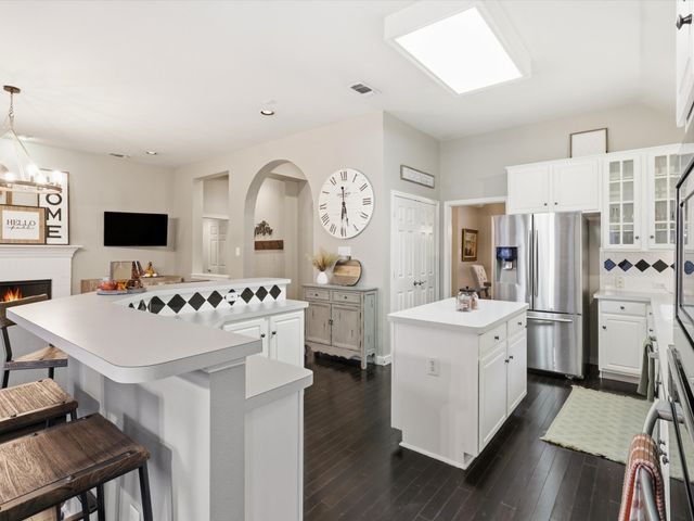 8805 Falcon View Drive, Mckinney, TX 75072