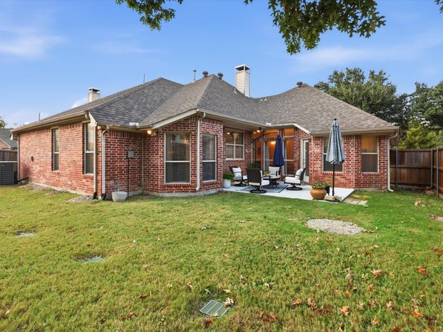 8805 Falcon View Drive, Mckinney, TX 75072