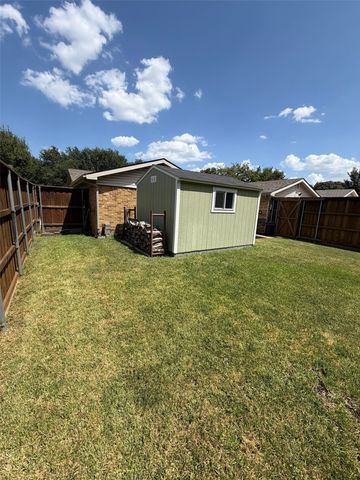 2317 Glenbrook Meadows Drive, Garland, TX 75040