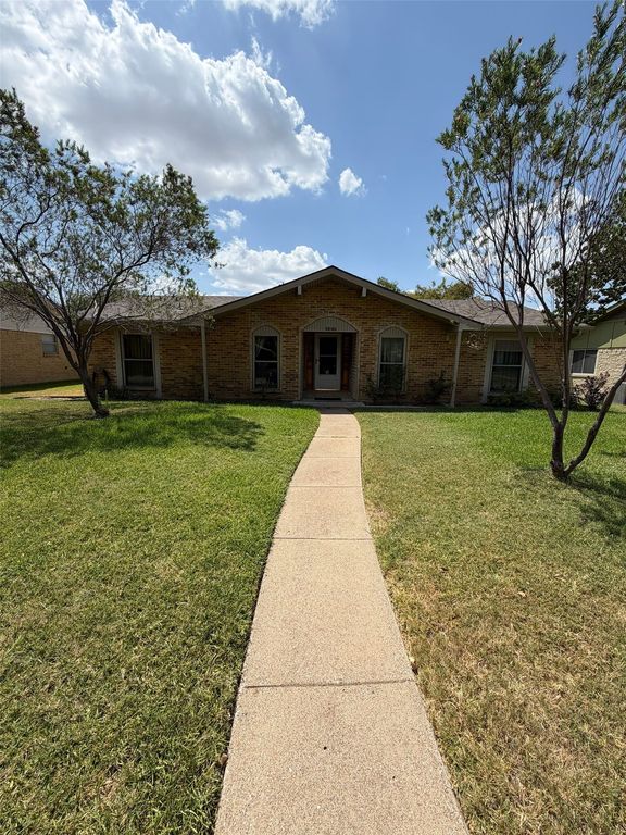 2317 Glenbrook Meadows Drive, Garland, TX 75040