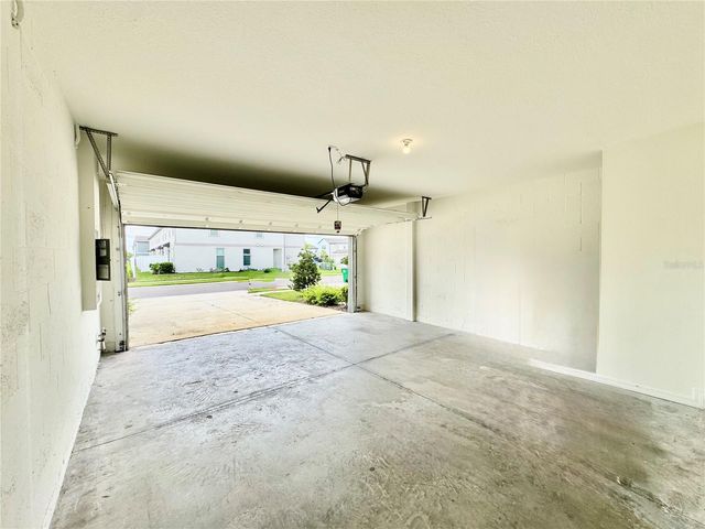 32455 LIMITLESS PLACE, Wesley Chapel, FL 33545
