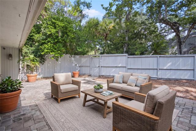 304 FOX SQUIRREL LANE, Longwood, FL 32779