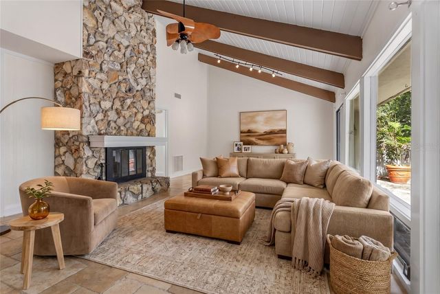 304 FOX SQUIRREL LANE, Longwood, FL 32779