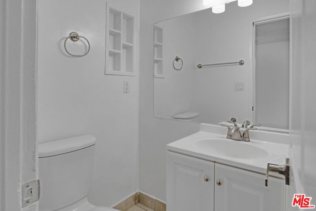 1938 S Corning Street, Los Angeles, CA 90034