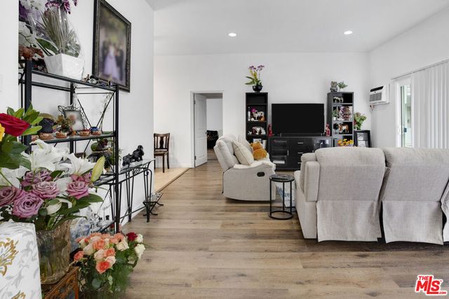 1938 S Corning Street, Los Angeles, CA 90034