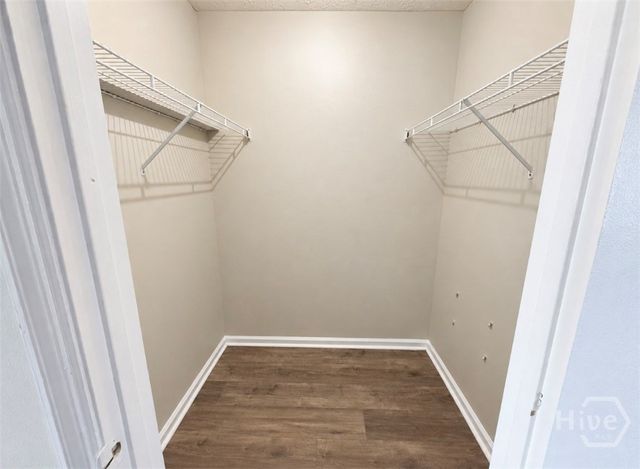 61 Whippoorwill Lane W, Richmond Hill, GA 31324