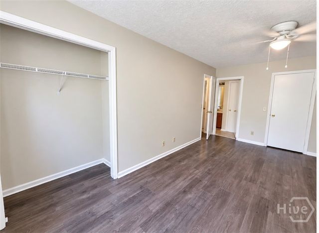 61 Whippoorwill Lane W, Richmond Hill, GA 31324