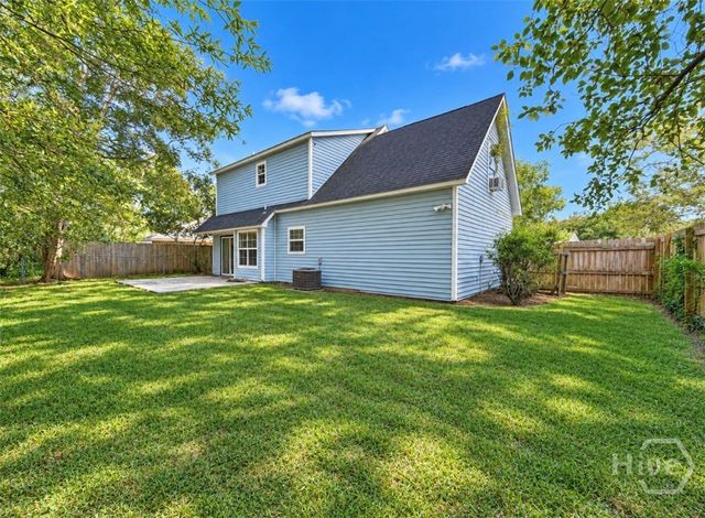 61 Whippoorwill Lane W, Richmond Hill, GA 31324