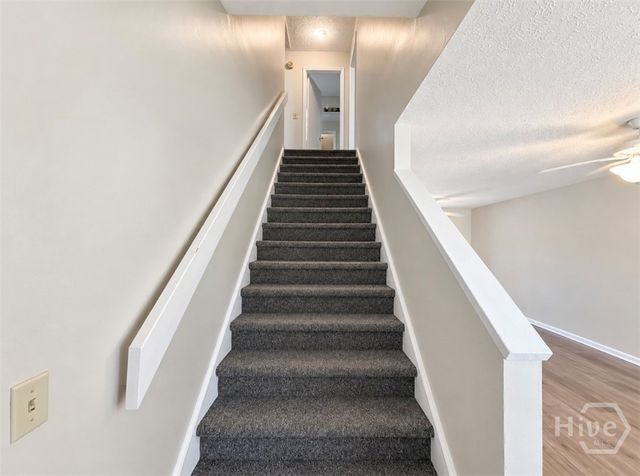 61 Whippoorwill Lane W, Richmond Hill, GA 31324