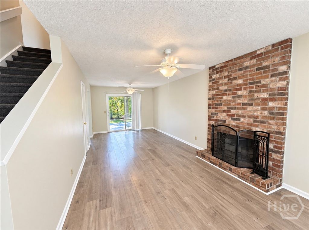 Image 2 of property listing at 61 Whippoorwill Lane W, Richmond Hill, GA 31324