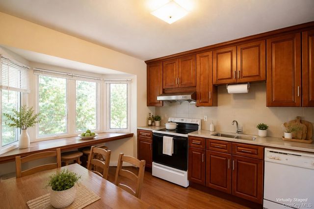 23 Brennan Street, Huntington, NY 11743