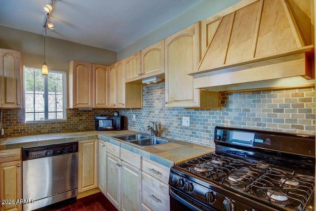 2681 N 15TH Street, Phoenix, AZ 85006