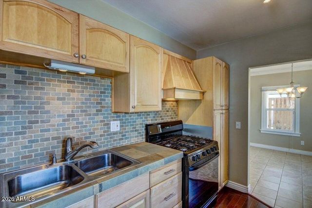 2681 N 15TH Street, Phoenix, AZ 85006