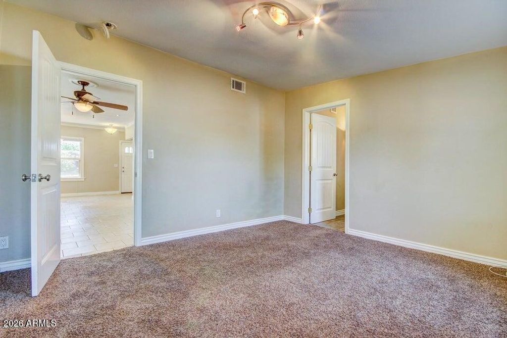 Image 12 of property listing at 2681 N 15TH Street, Phoenix, AZ 85006