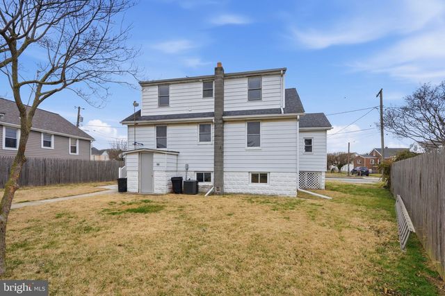 14 BEACH DR, Dundalk, MD 21222