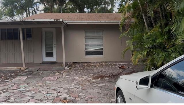 1839 SW 23rd Street, Fort Lauderdale, FL 33315