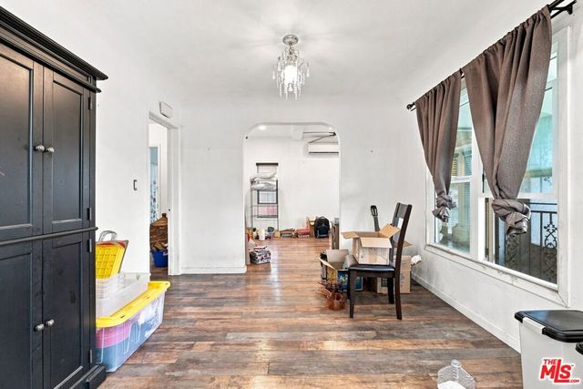 9819 S Hoover Street, Los Angeles, CA 90044