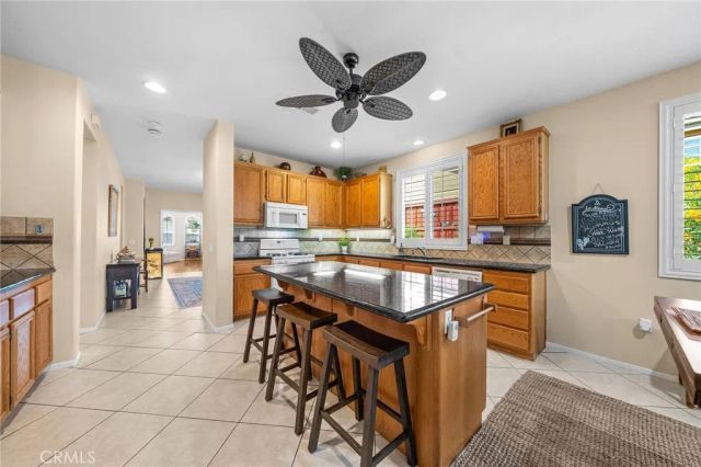 8840 Duval Lane, Hemet, CA 92545