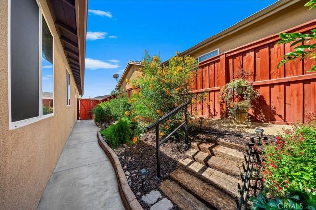 8840 Duval Lane, Hemet, CA 92545