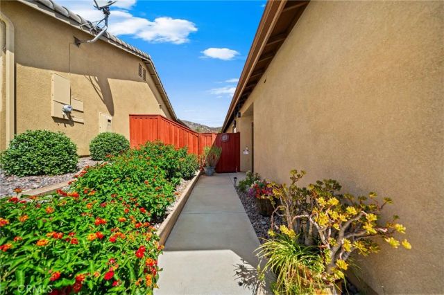 8840 Duval Lane, Hemet, CA 92545