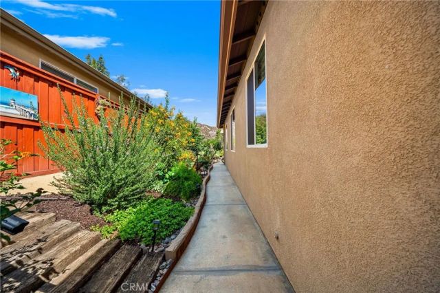 8840 Duval Lane, Hemet, CA 92545