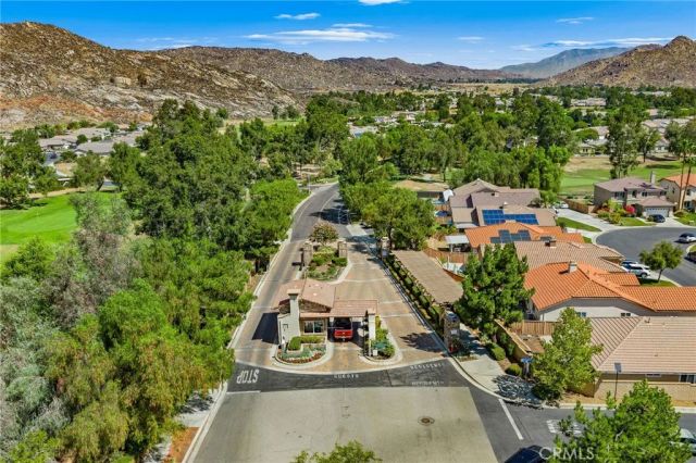 8840 Duval Lane, Hemet, CA 92545