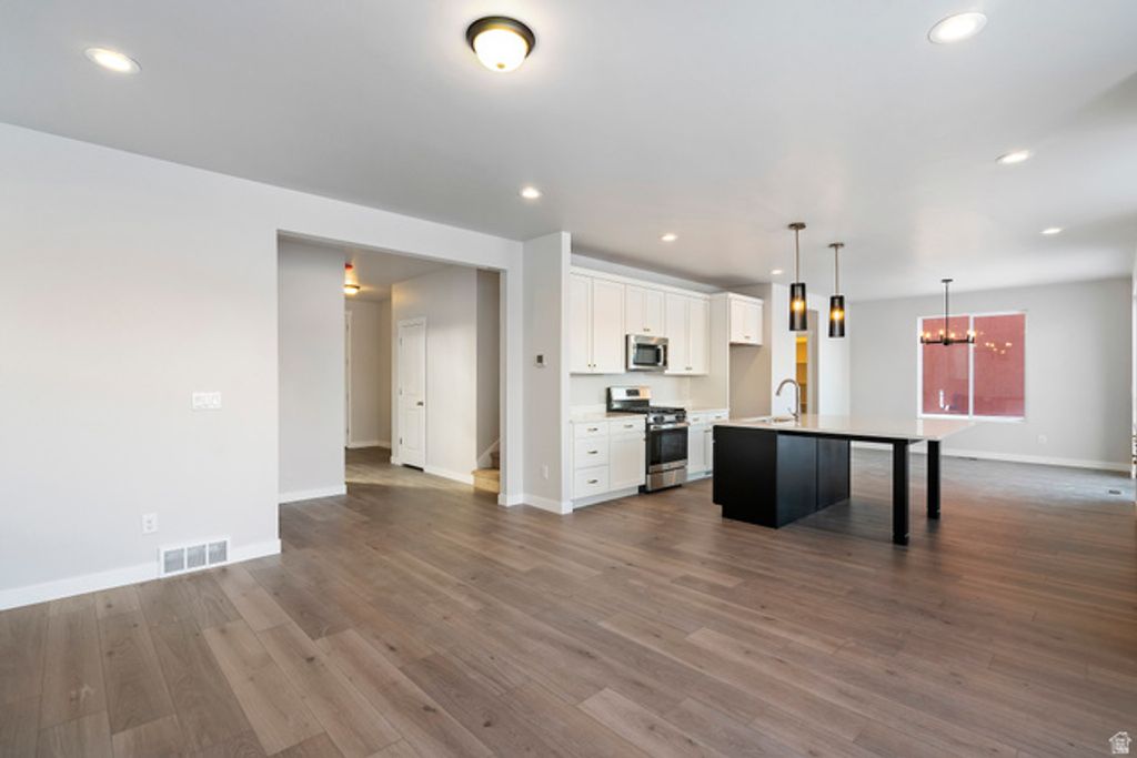 6988 W SYNDEY PEAK LN #403, West Jordan, UT 84081 — photo 4