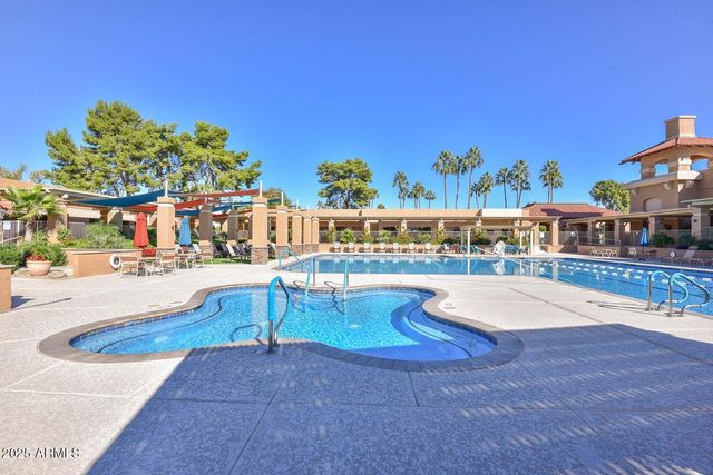 19405 N 83RD Drive, Peoria, AZ 85382