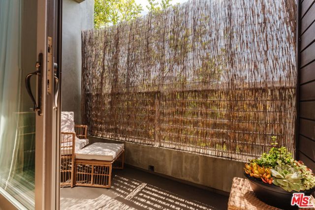 811 19th Street 2, Santa Monica, CA 90403