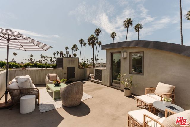 811 19th Street 2, Santa Monica, CA 90403