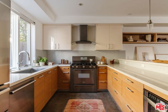 811 19th Street 2, Santa Monica, CA 90403