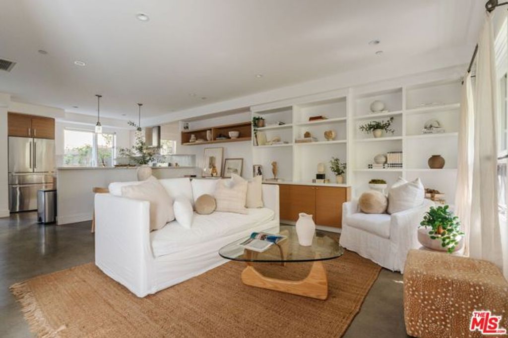 811 19th Street 2, Santa Monica, CA 90403