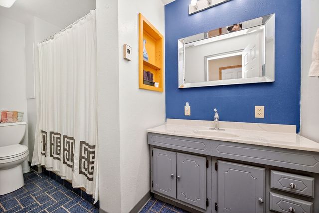 15101 Fairfax Street, Indianola, IA 50125