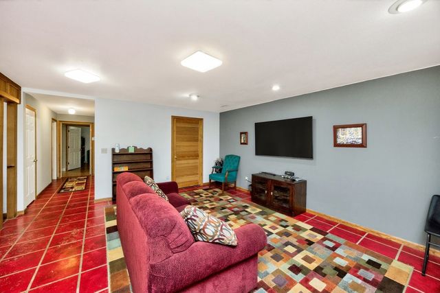 15101 Fairfax Street, Indianola, IA 50125