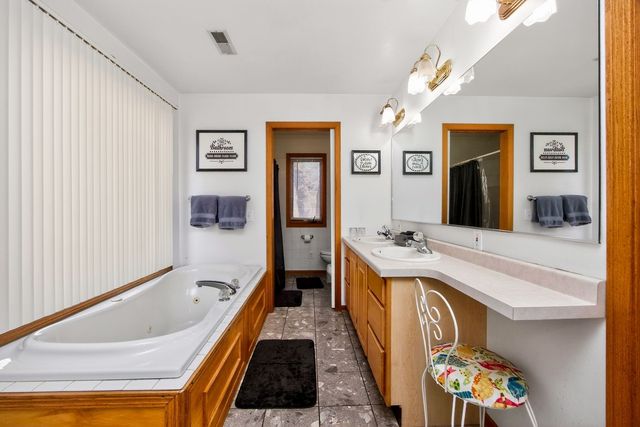 15101 Fairfax Street, Indianola, IA 50125