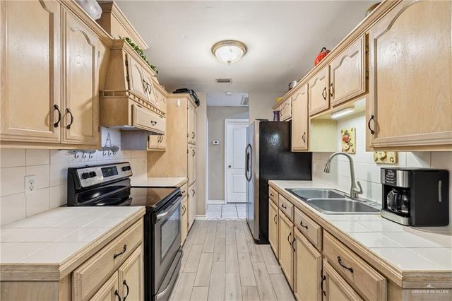 804 Hidden Trace, Weslaco, TX 78599