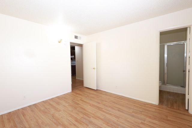 620 Mountain View Avenue NE, Albuquerque, NM 87123