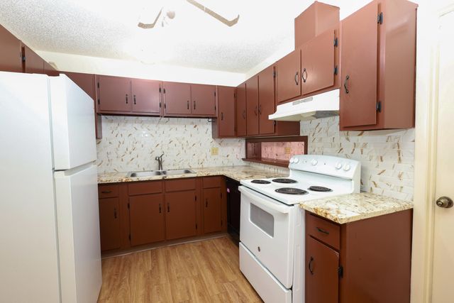 620 Mountain View Avenue NE, Albuquerque, NM 87123