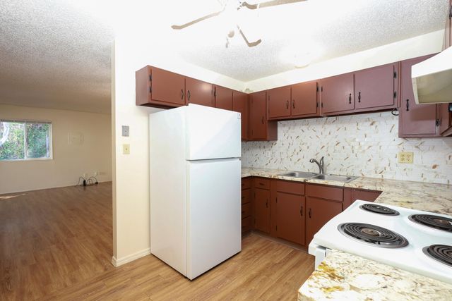 620 Mountain View Avenue NE, Albuquerque, NM 87123