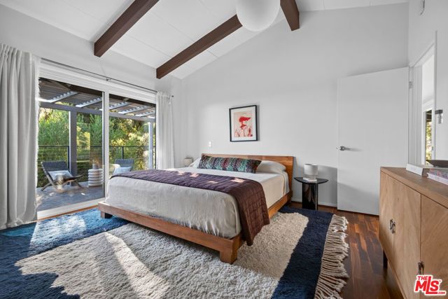 1604 Woodglen Lane, Altadena, CA 91001